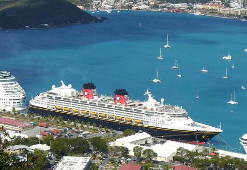 El Disney Magic en Charlotte Amalie (St. Thomas)
